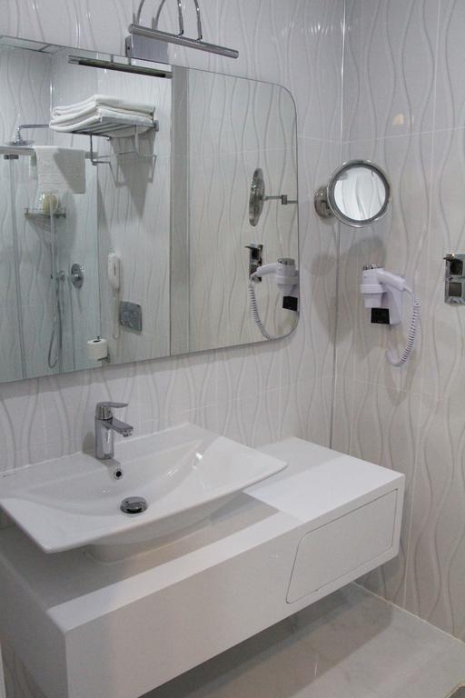 White Line Boutique Hotel معمورة العزيز الغرفة الصورة