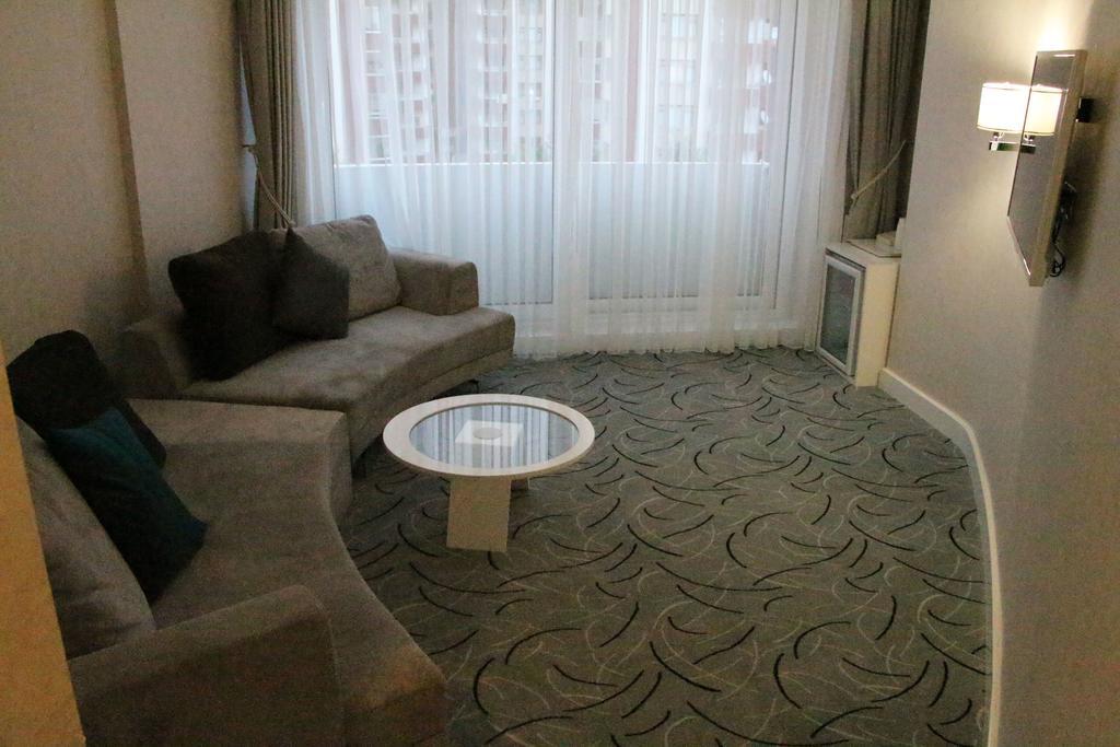 White Line Boutique Hotel معمورة العزيز الغرفة الصورة
