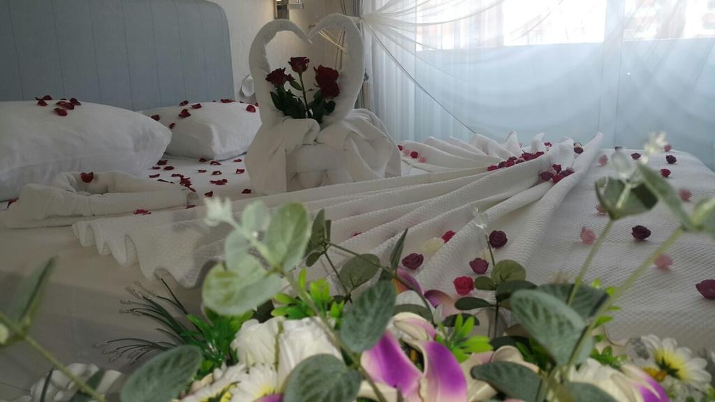 White Line Boutique Hotel معمورة العزيز المظهر الخارجي الصورة